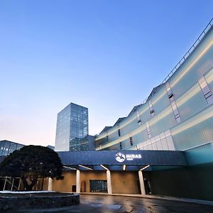 Midas Hotel & Resort